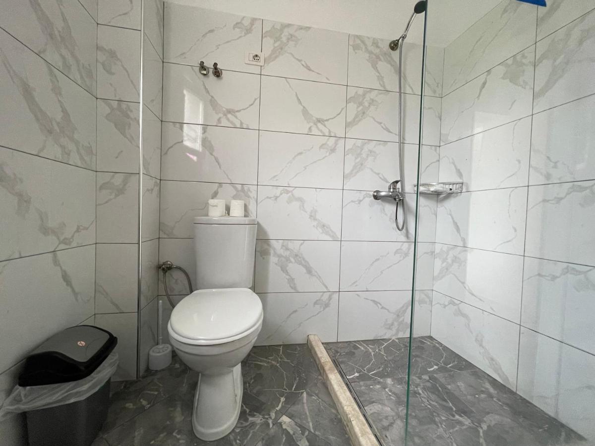 Bricks Studio Apartments Tirana Kültér fotó